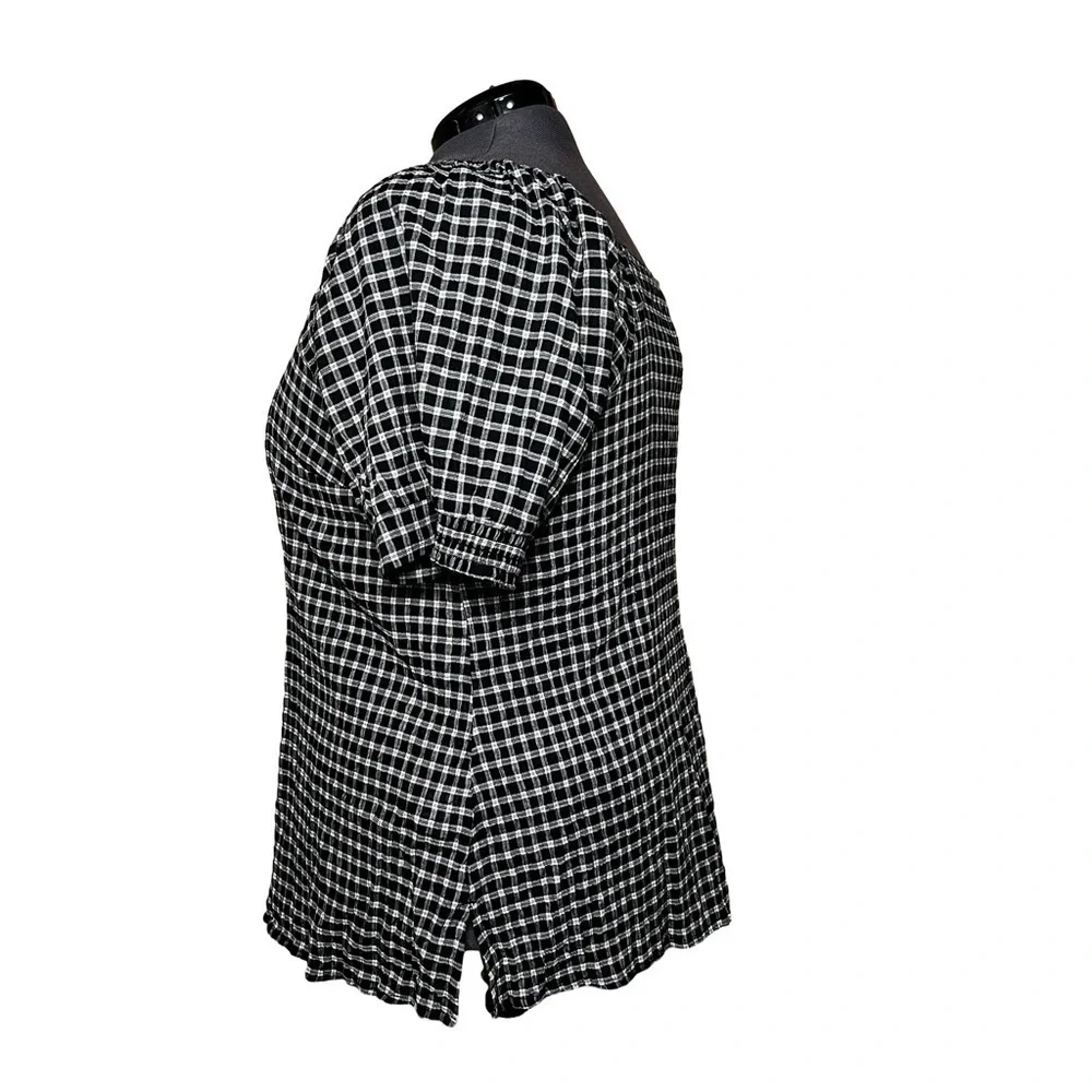 Lane Bryant Square-Neck Plaid Top with Button Details NWT (Size 18W) - Picture 2 of 6
